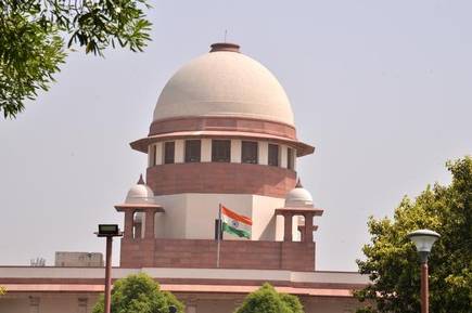 EMI पर ब्याज न लेने की मांग की याचिका पर सुनवाई, SC ने की सरकार की खिंचाई