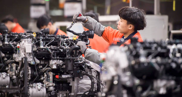 China Manufacturing PMI Shrinks for 5th Straight Month in Dec – Caixin